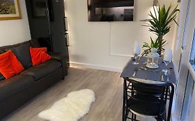 Delightful 1 Bedroom Chalet